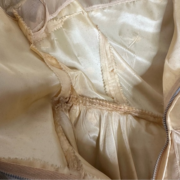 Vintage 1950’s Wedding Dress - Picture 9 of 10